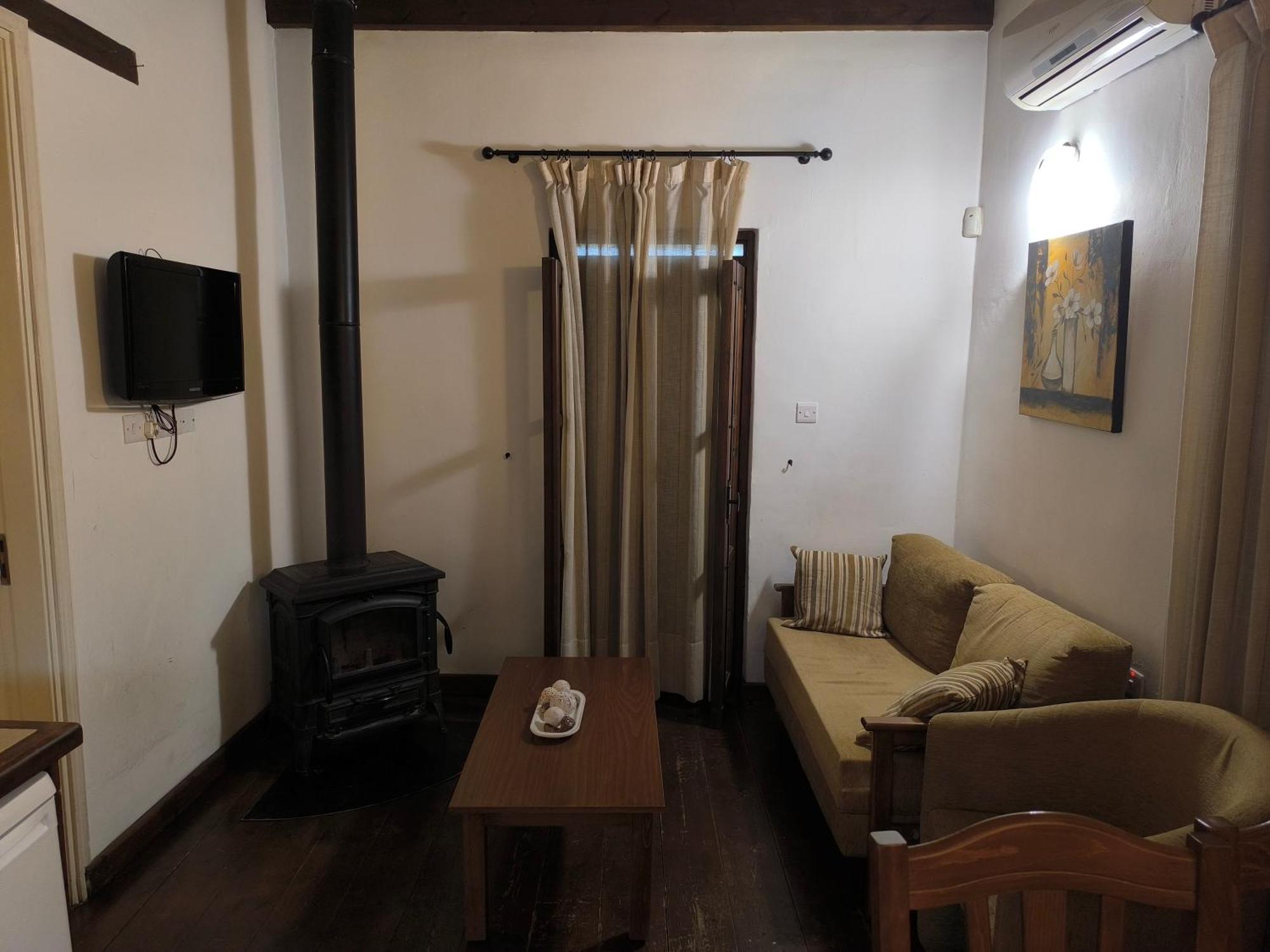 Enipnion Apartments Kakopetria Ngoại thất bức ảnh